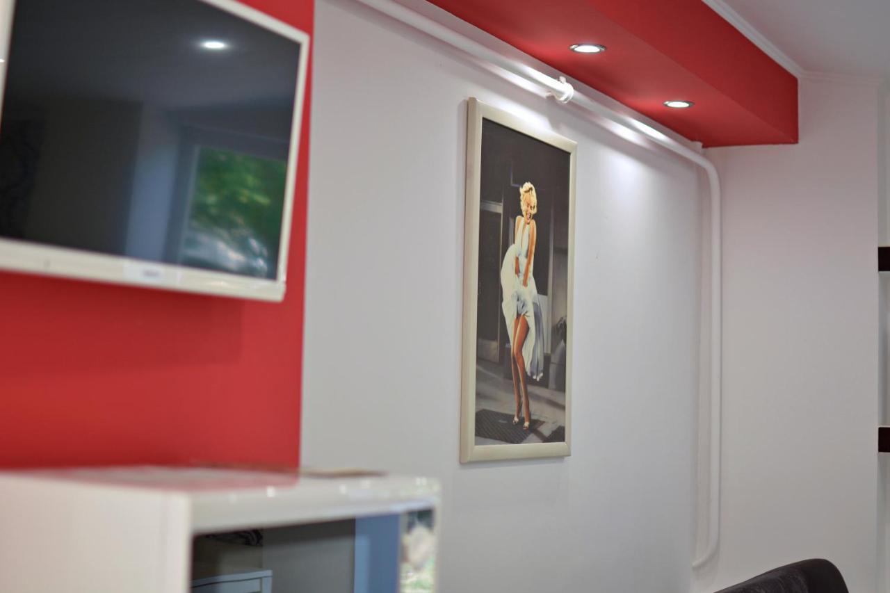R.Gold Apartman Mako Luaran gambar