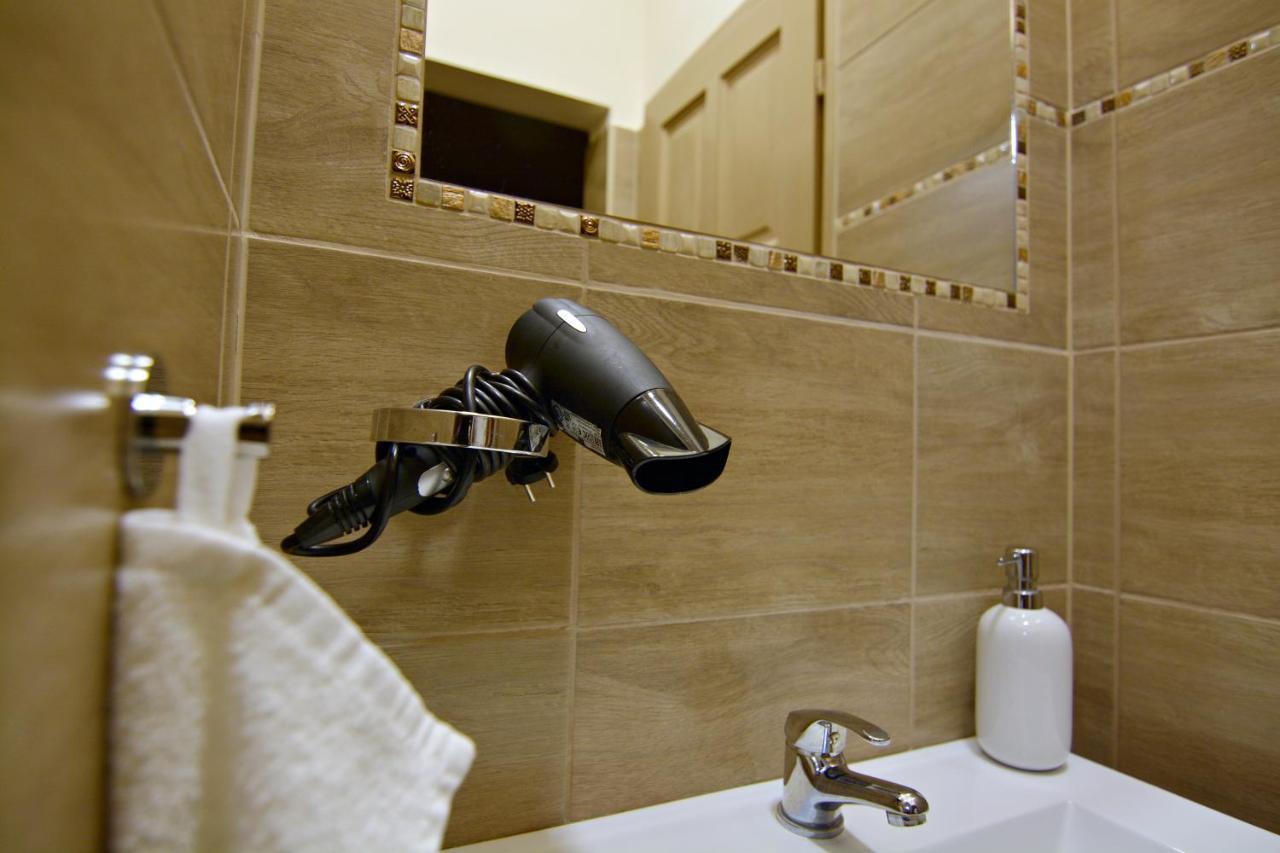 R.Gold Apartman Mako Luaran gambar